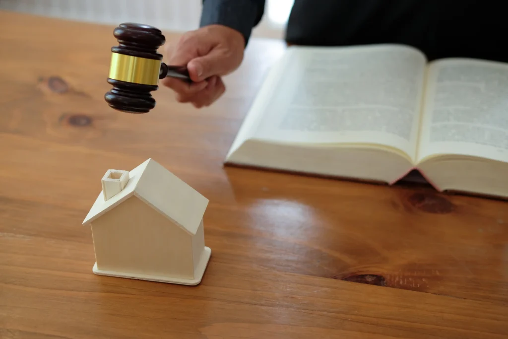 como quedarse con la casa en un divorcio
