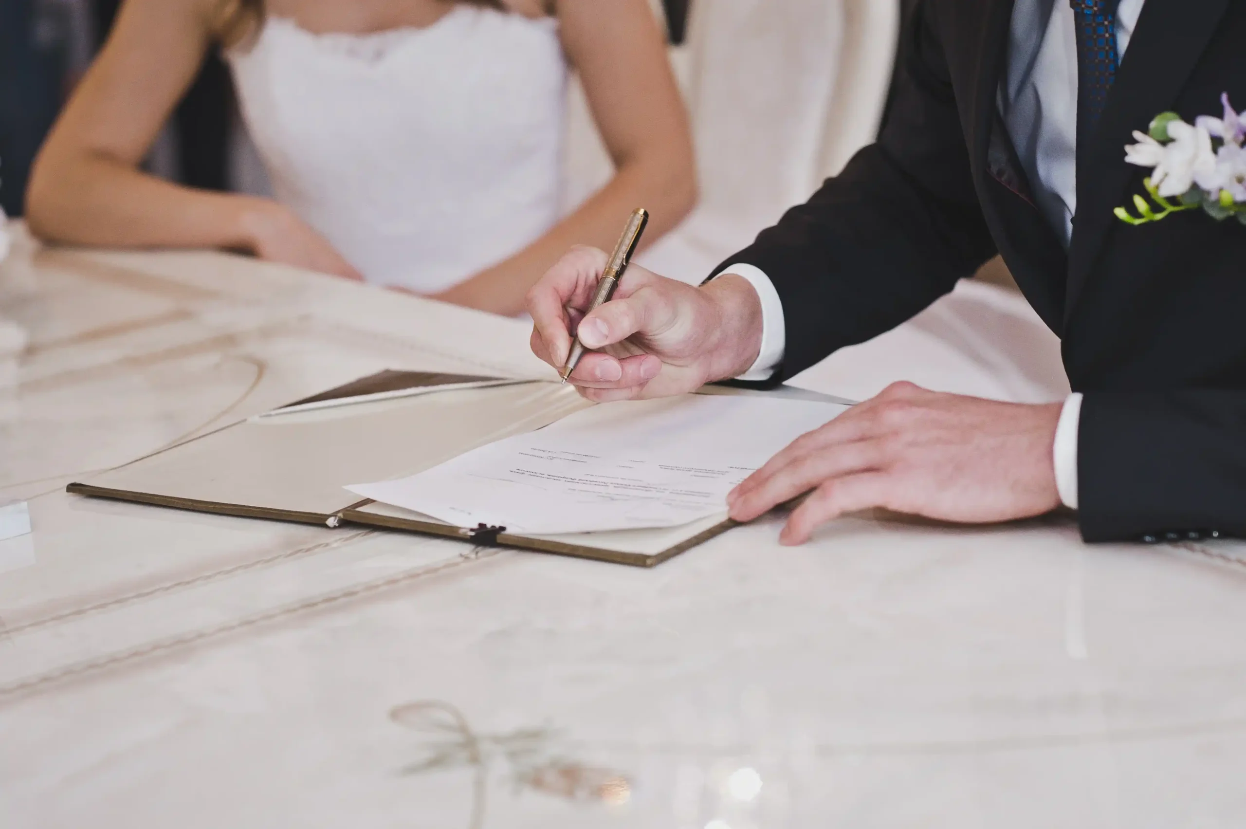 es obligatorio inscribir el matrimonio en el registro civil