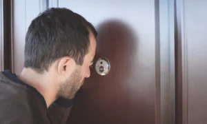 Seguridad de la vivienda en situaciones familiares delicadas en Mas Camarena